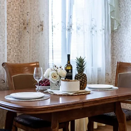 Квартира Расположена В Самом Сердце Одессы Apartment *